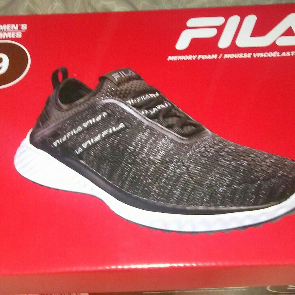Filas shoes - Picture 2 of 2
